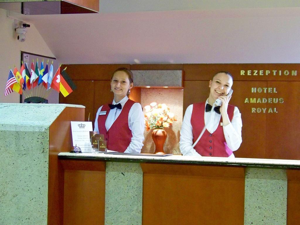 Hotel Amadeus ROYAL Berlin Hönow Exterior foto